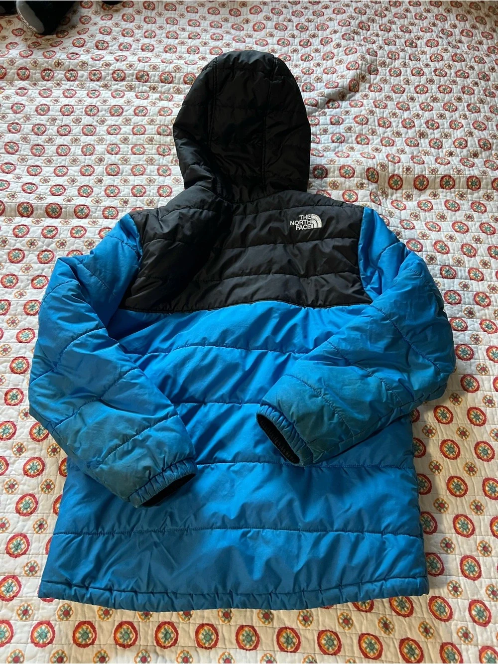 Boy’s Reversible The North Face Blue Black Fleece Puffer Coat size 10/12